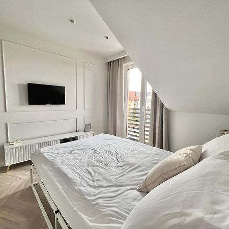 Grand Apartament Złotów Bagian luar foto