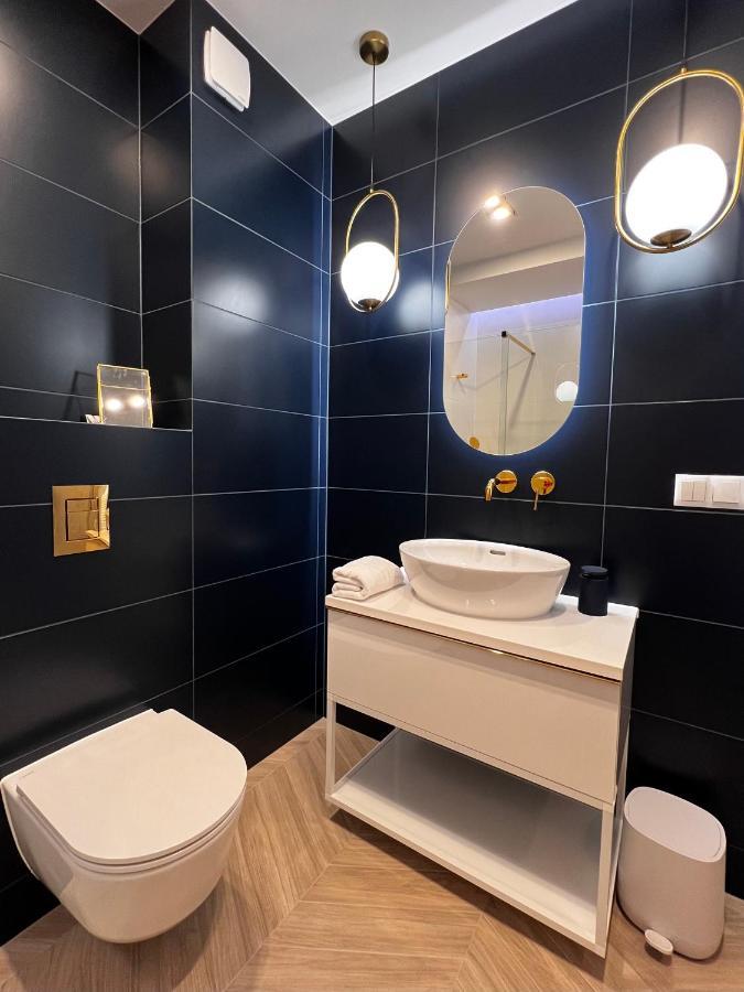 Grand Apartament Złotów Bagian luar foto
