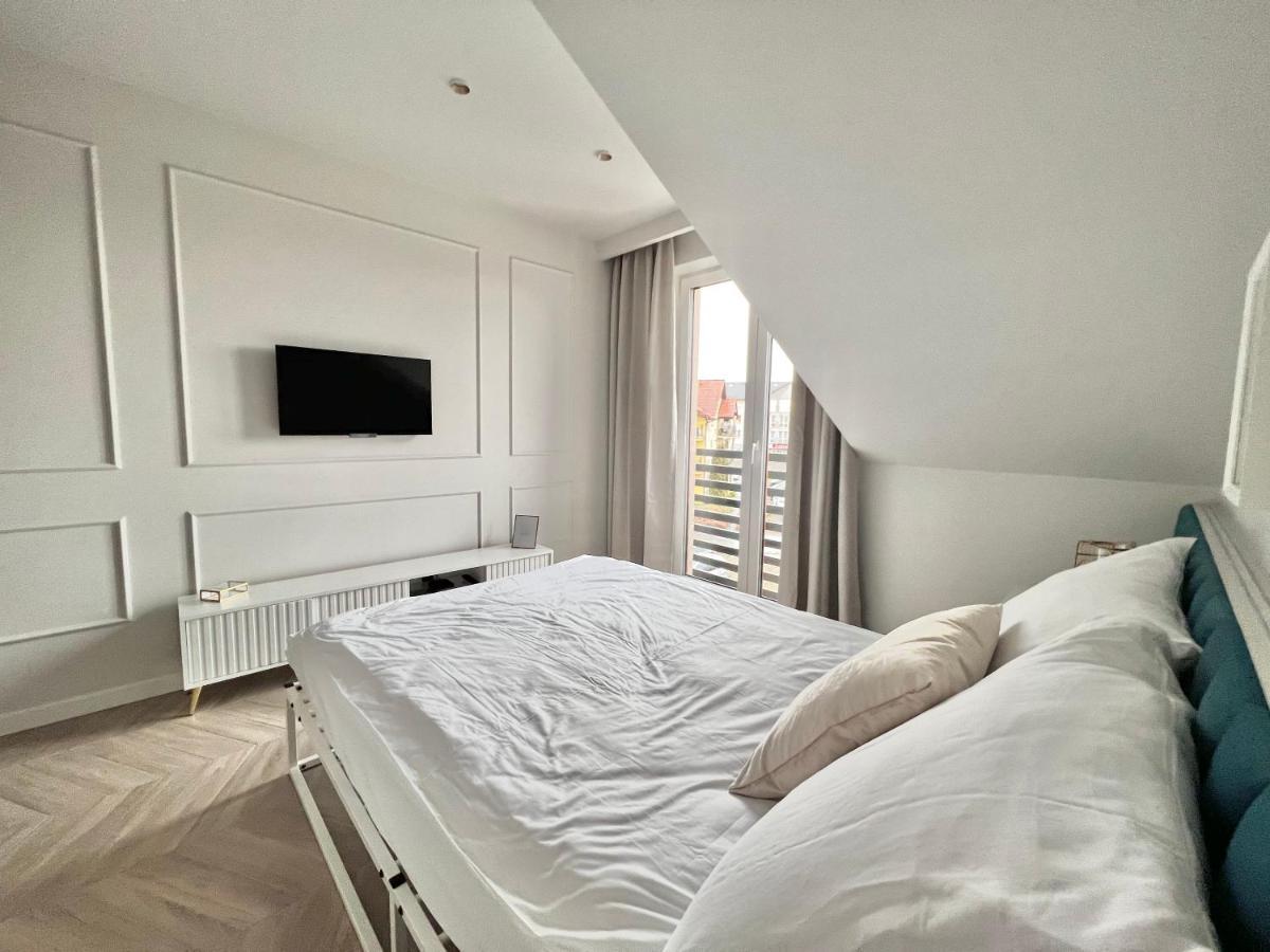 Grand Apartament Złotów Bagian luar foto