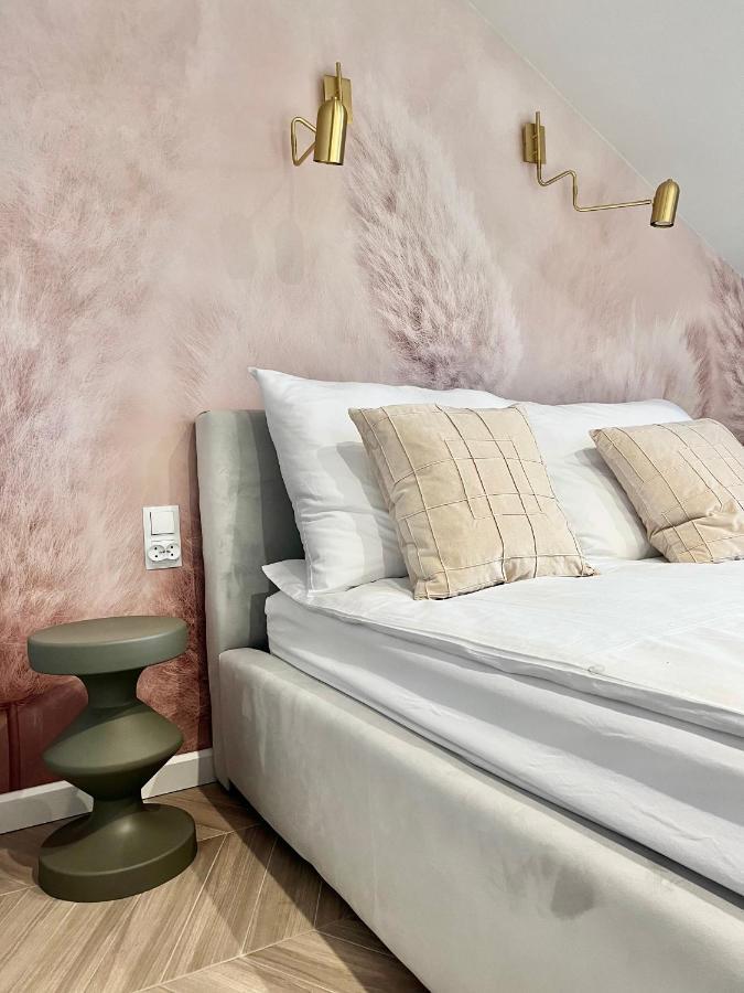 Grand Apartament Złotów Bagian luar foto